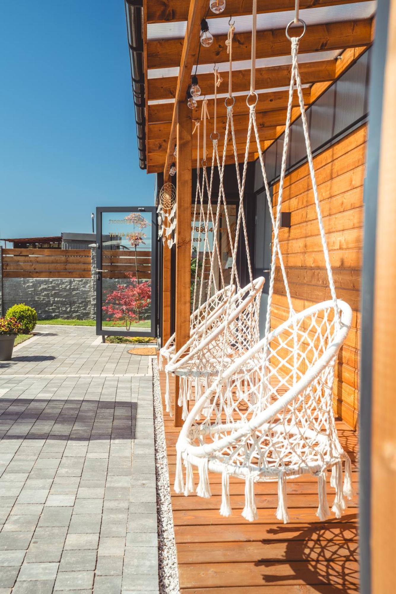 Rresort Homes Rewal